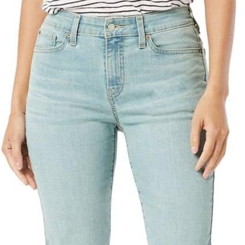 Levi Strauss Mid Rise cuffed boyfriend jeans